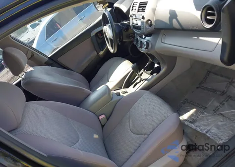 2007 Toyota Rav4 from USA, damaged, VIN JTMBD33V176050421